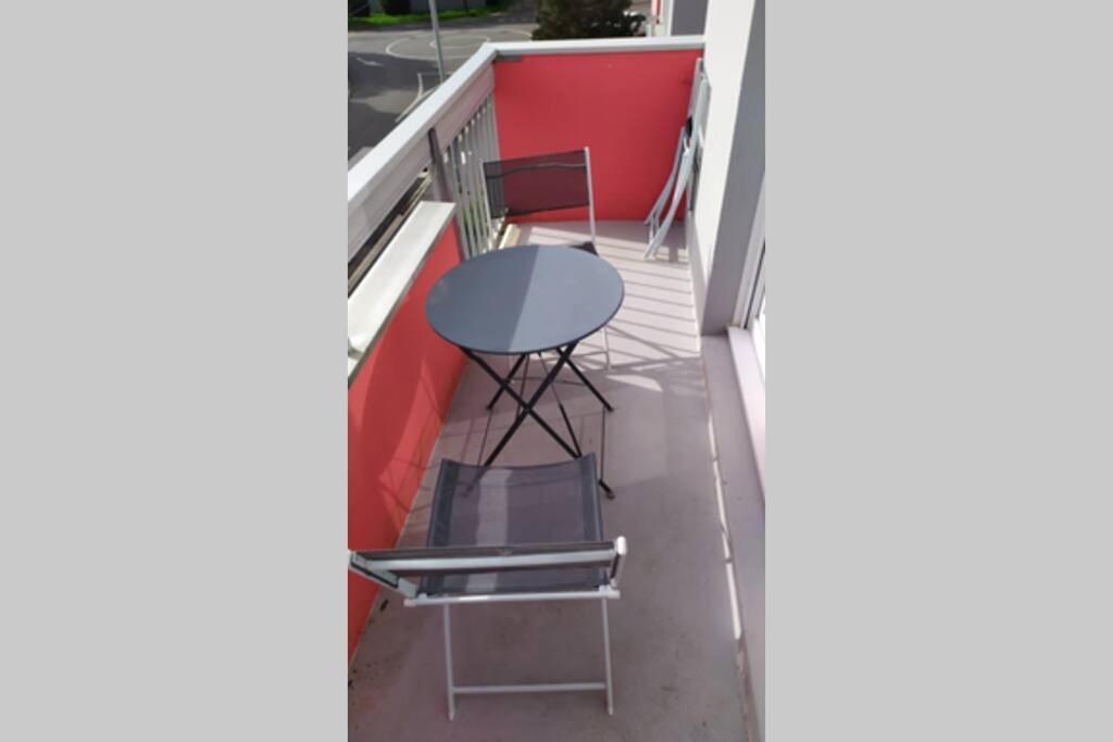 Chez Romain, Appartement Proche Commerces Et Centre Ville Avec Wifi Verdún Exterior foto